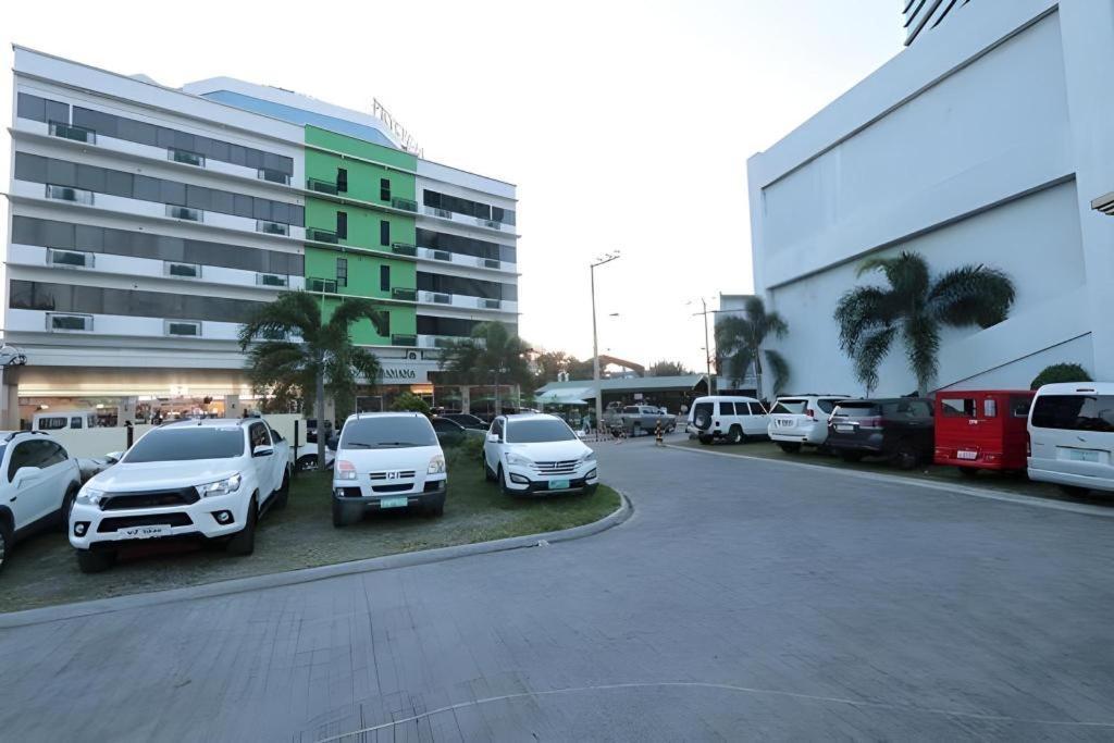 D' Leonor Hotel Davao City Extérieur photo