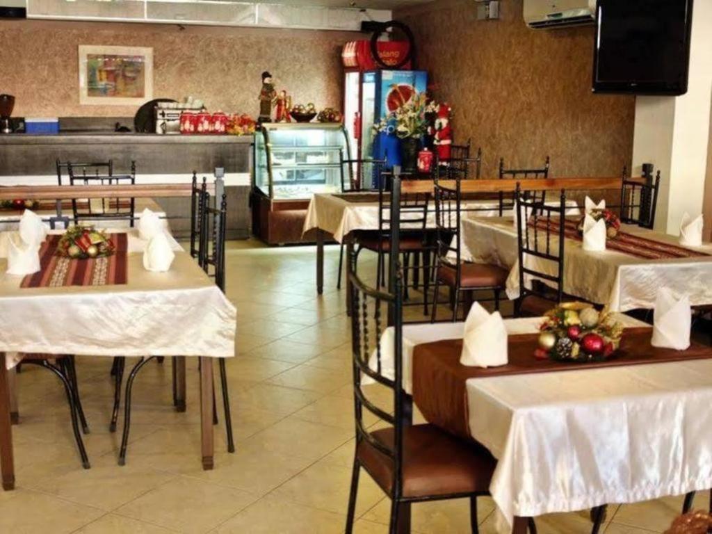 D' Leonor Hotel Davao City Extérieur photo