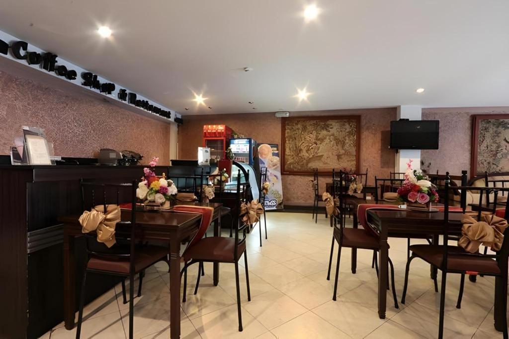 D' Leonor Hotel Davao City Extérieur photo